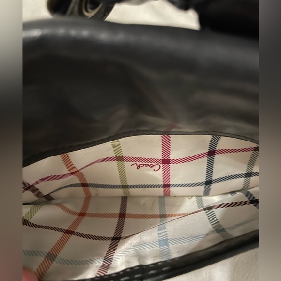 [SOLD on Depop] Authentic Vintage Coach Bag - Picture 6 of 13